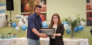 El Centro de Educación de Adultos 703 celebró su 75° aniversario