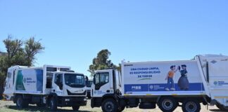 Se incorporaron ocho nuevos camiones compactadores para reforzar la recolección de residuos de Bahía Ambiental SAPEM
