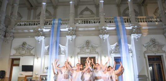 Pasos Compartidos – Bahía Blanca festejó el Día Internacional de la Danza