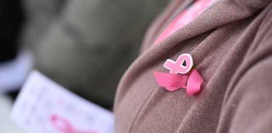 Octubre Rosa: detectar a tiempo hace la diferencia. Realizamos más de 7.000 mamografías en 3 años en el Primer Nivel de Atención