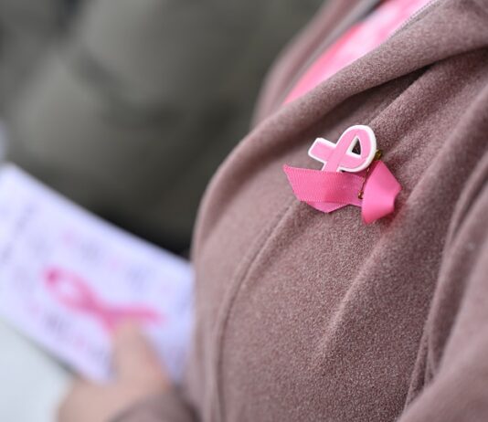 Octubre Rosa: detectar a tiempo hace la diferencia. Realizamos más de 7.000 mamografías en 3 años en el Primer Nivel de Atención
